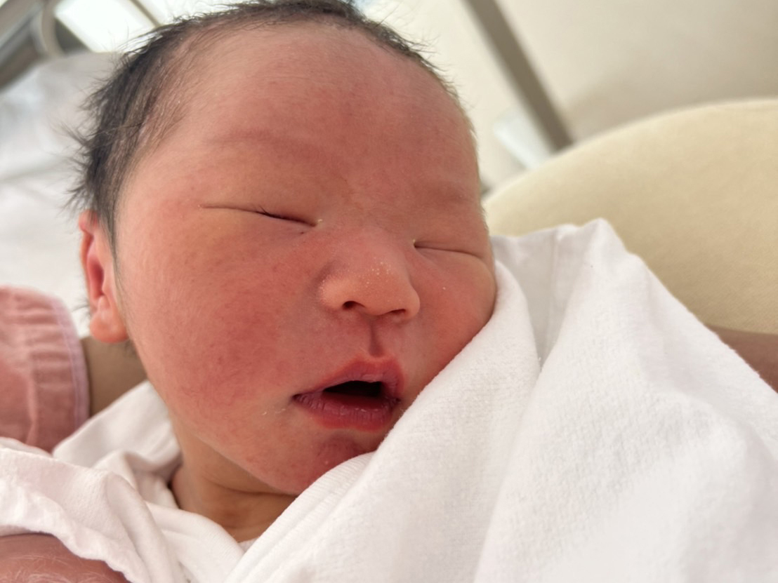 生まれたての赤ちゃん